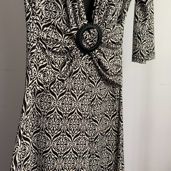 Casual dress - Picture 3 of 6